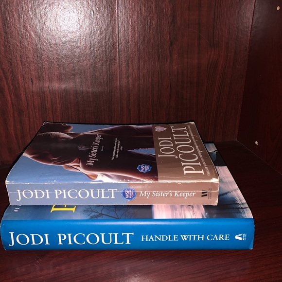 Jodi Picoult Books - Picture 2 of 2